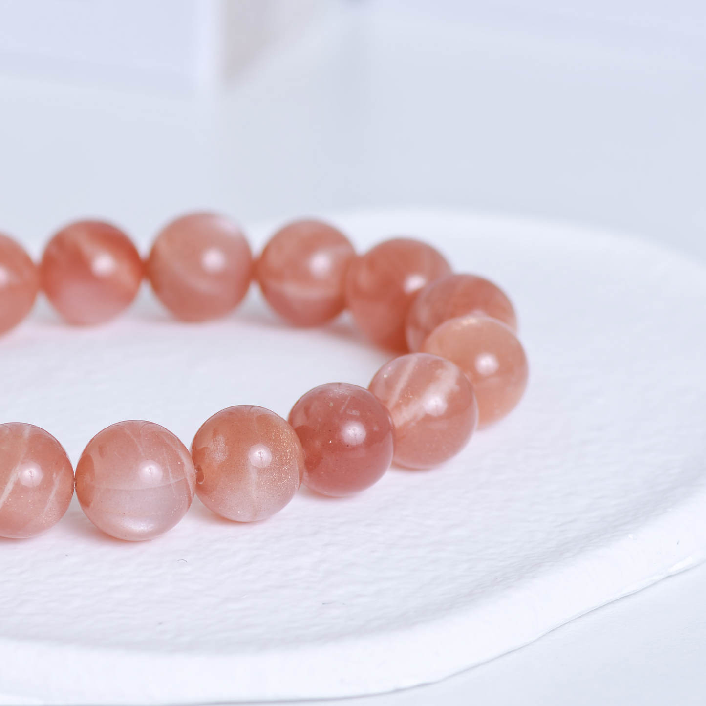 Månestein armbånd 11 mm – Steinen for nye begynnelser