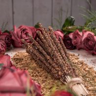 Sagrada Madre-Palo Santo with Roses-Palo Hjertechakra