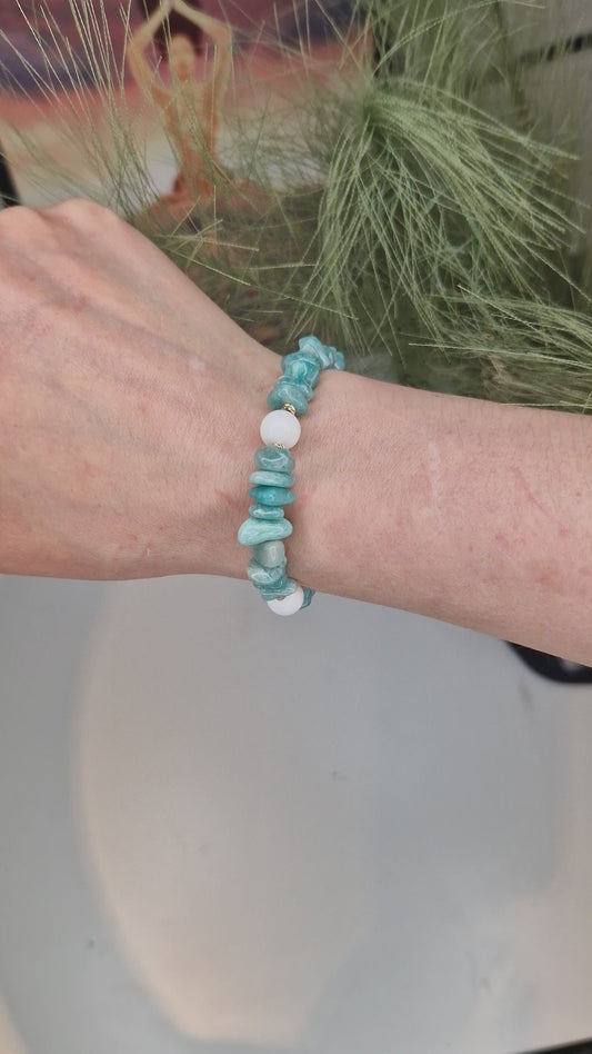 Sommerens frihet – armbånd med Amazonitt og Magnesitt